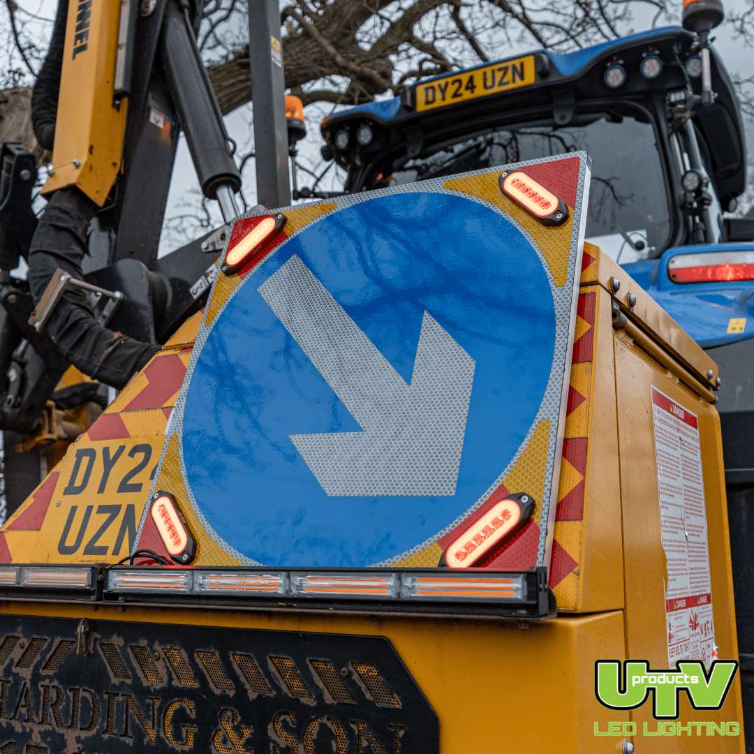 Rear Advisory Direction Panel 600x600mm Strobes - UTV Products, UTV648